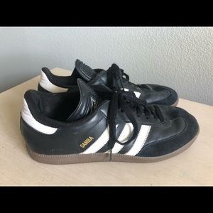 Black Adidas Sambas size 8